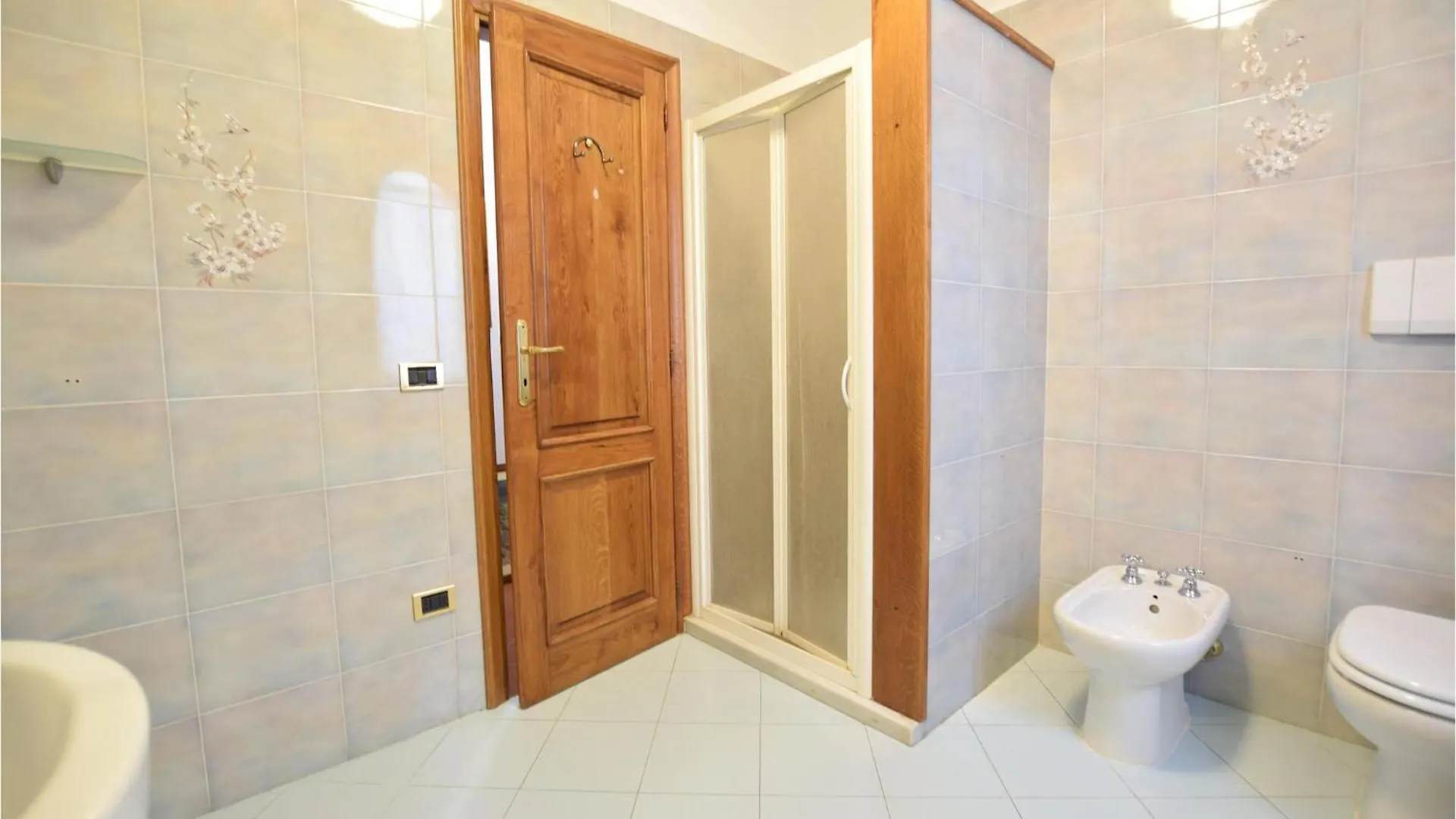 4 Bedroom Cozy Home In Camaiore Apartamento
